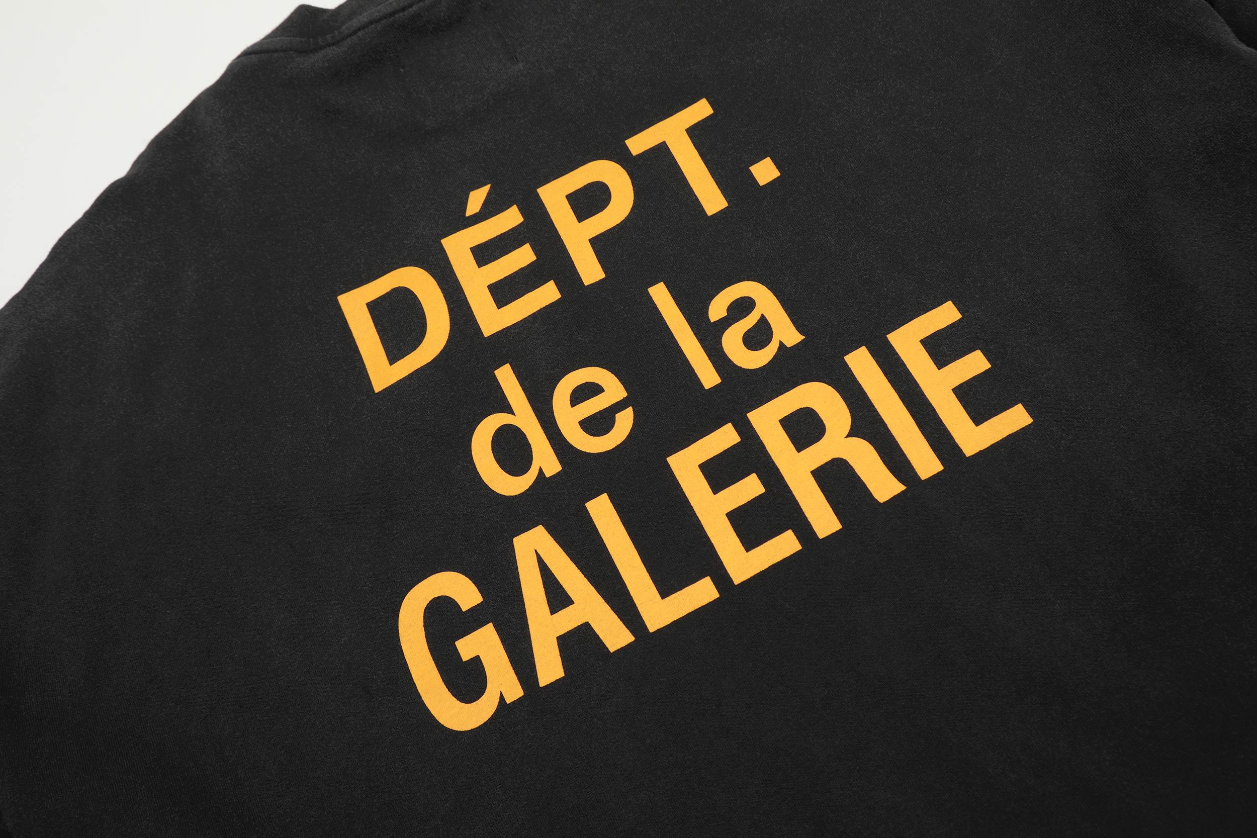 GALLERY DEPT New T-shirt D78